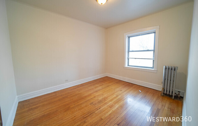 3821 W WRIGHTWOOD