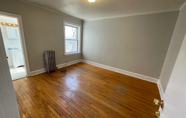 7931 33 S MANISTEE AVE