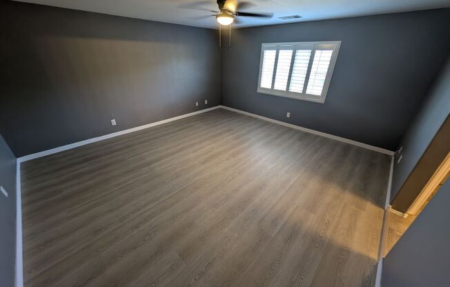 4 beds, 2.5 baths, $2,400