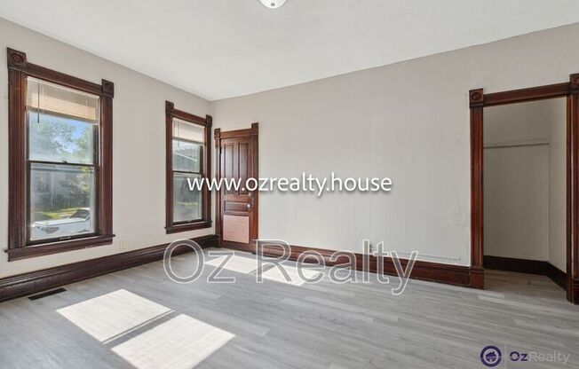 1303 WESTERN AVE