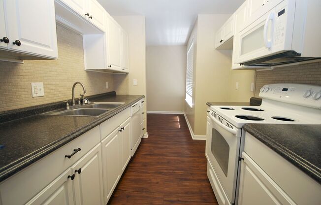 PRE-LEASING 2025! 3 Bedroom, 2 Bath - 1150 Olympia Avenue#A!