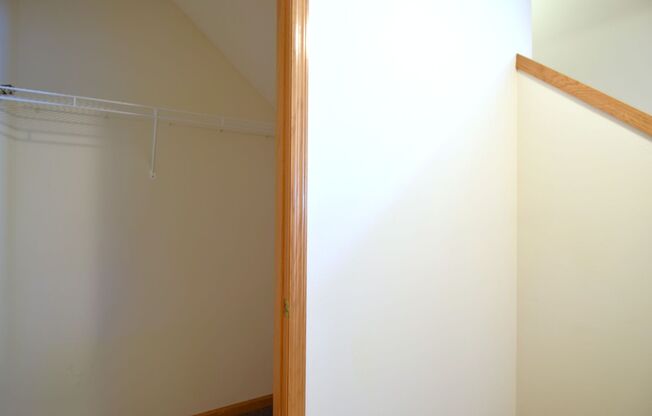 3 beds, 2 baths, 1,550 sqft, $2,310, Unit 1322-302