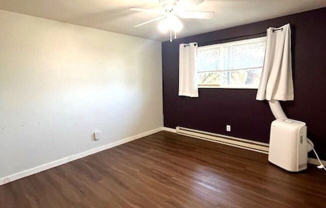 1 bed, 1 bath, 827 sqft, $1,550, Unit BEL240 #3