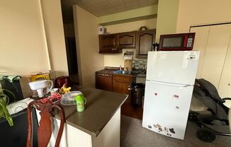 1 bed, 1 bath, $1,045, Unit 388