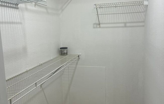 2 beds, 2 baths, $1,700