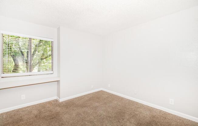 2 beds, 1 bath, 610 sqft, $1,125