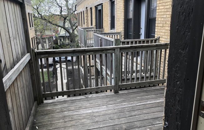 2 beds, 1 bath, $1,650, Unit 4819 -2E