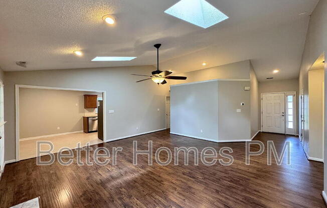 1403 BUCKHORN RD