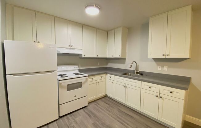 1 bed, 1 bath, 658 sqft, $1,350, Unit 5920-02