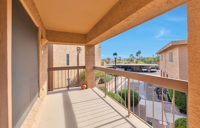 REMODELED 2 bed 2 bath Condo In Fountain Hills