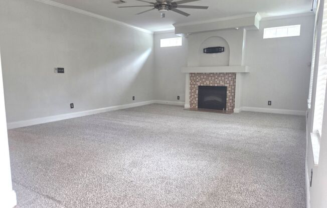 Charming 3/2 Bungalow