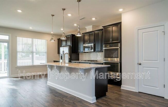2861 DALLAS VLY LN