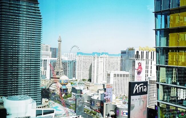 1 bed, 1 bath, 936 sqft, $2,750, Unit S Las Vegas Blvd #2907