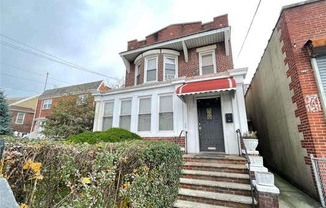 6152 GRAND AVE