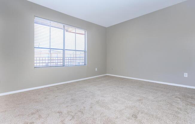 1 bed, 1 bath, 648 sqft, $859