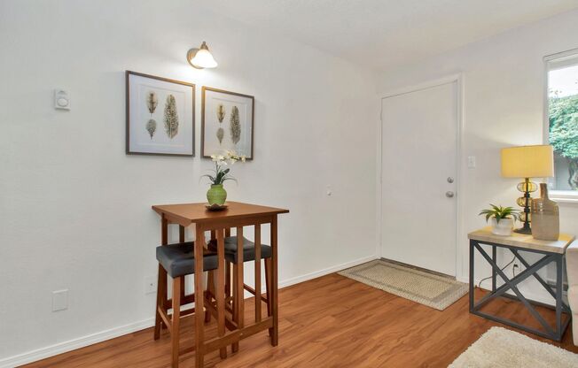 1 bed, 1 bath, 550 sqft, $1,295, Unit 37