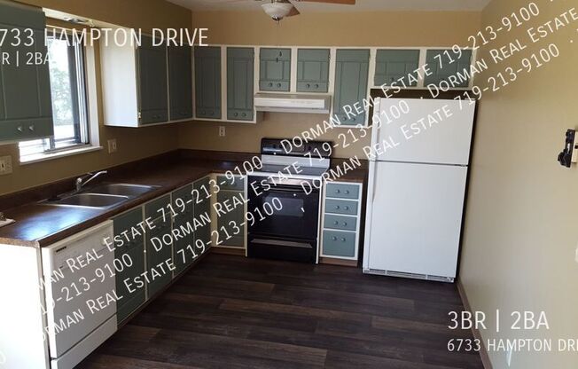 6733 HAMPTON DR