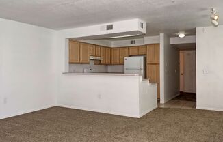 2 beds, 2 baths, $1,650, Unit Unit 721