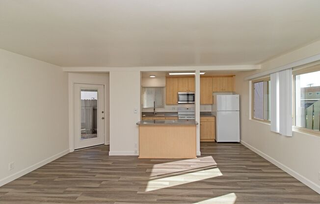 1 bed, 1 bath, 785 sqft, $2,650, Unit L-137
