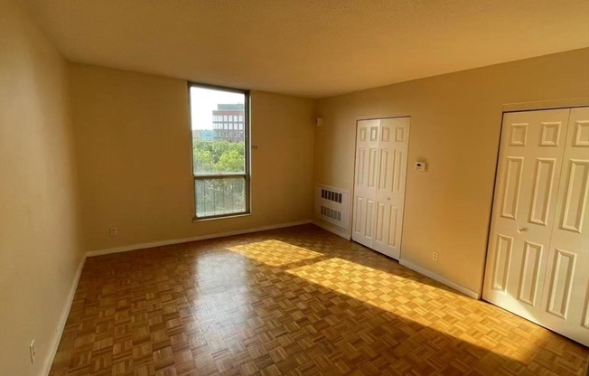 1 bed, 1 bath, 780 sqft, $3,200, Unit 714