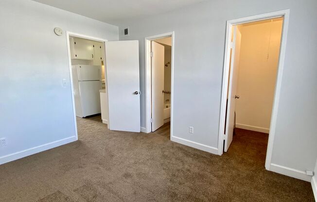 1 bed, 1 bath, 570 sqft, $1,595, Unit 12