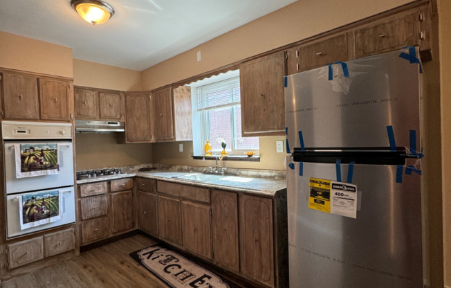 3 beds, 1.5 baths, 1,800 sqft, $3,200, Unit 2
