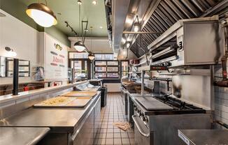 2909 BROADWAY