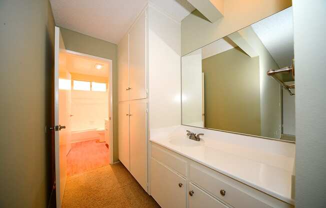 Ocean View Townhomes bathroom vanity