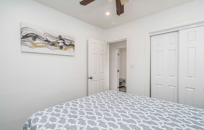 1 bed, 1 bath, 595 sqft, $2,400, Unit 19