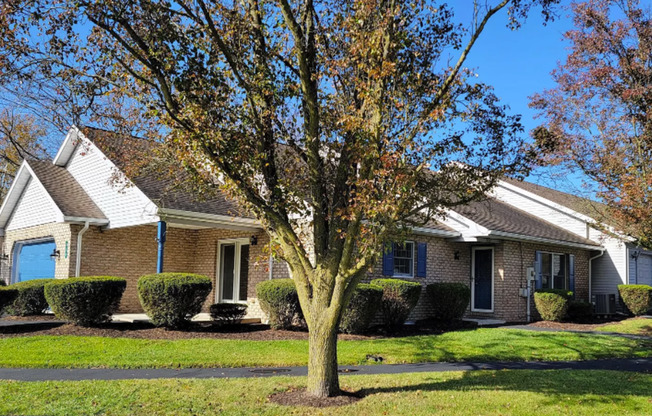 Spacious 2-Bed, 2-Bath Townhouse with Garage in Chambersburg Borough