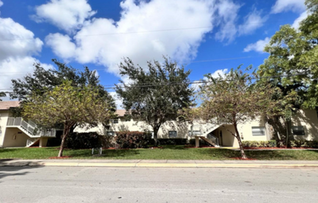 Lakeview Apts