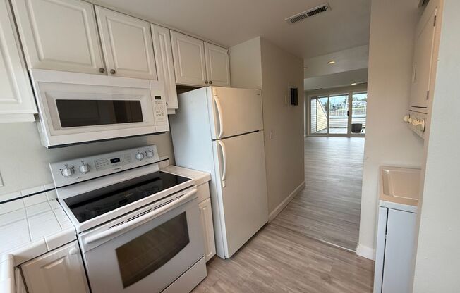 1 bed, 1 bath, $1,949