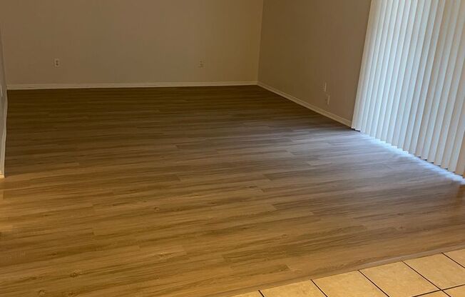 2 beds, 1 bath, 875 sqft, $1,400, Unit OCR-145