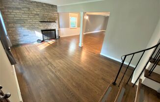 4 beds, 2.5 baths, $4,199