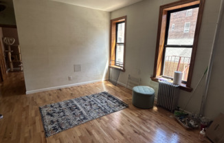 2 beds, 1 bath, $2,900, Unit C8