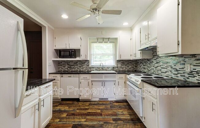 317 JOHNSTON DR