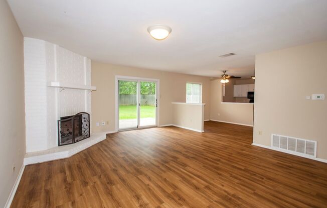 Just off Mopac, One Story South Austin - Nice Open Floor Plan