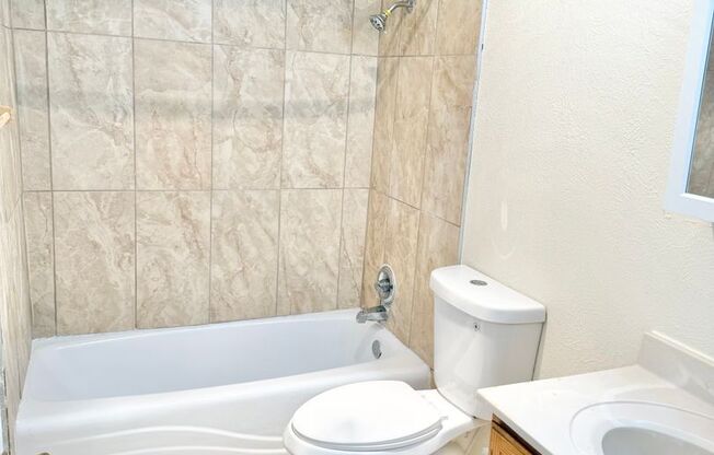 One Bedroom Units with Walk-in Closet