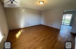 2 beds, 1 bath, $800, Unit 531 Collier Lane