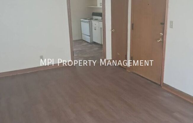 226 N 75 ST