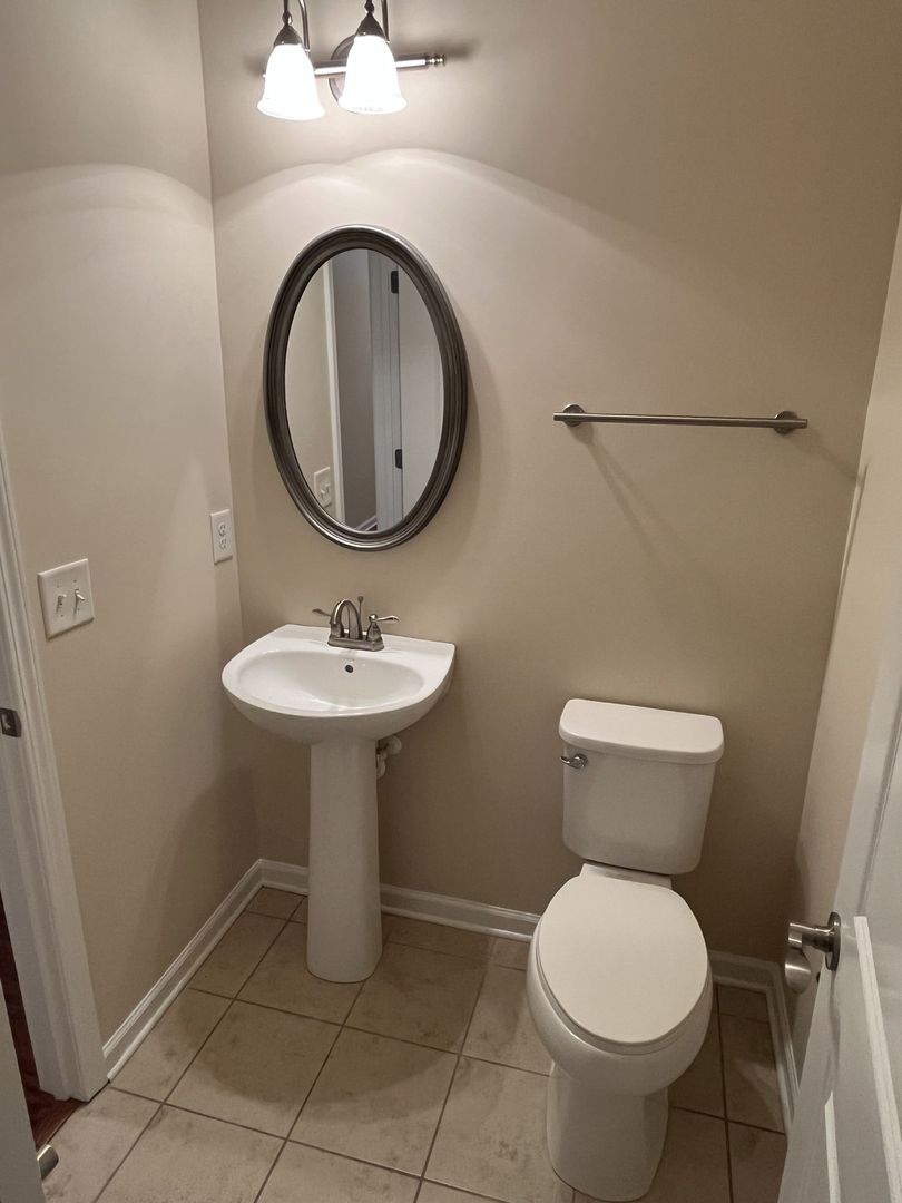 Beautiful 3 Bed + Loft Townhome in Highly Desired Christenbury Walk