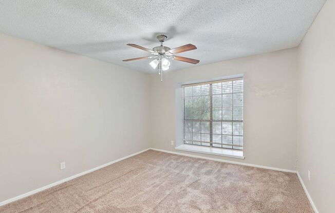 1 bed, 1 bath, 630 sqft, $583