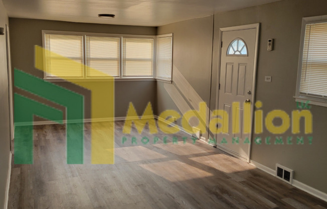 3 beds, 1 bath, $2,200