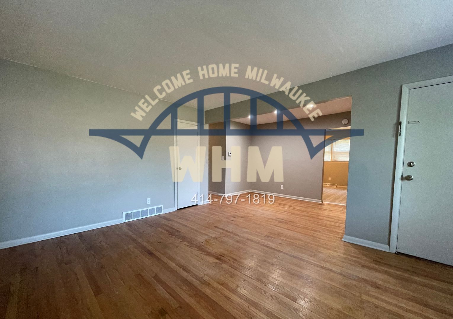 4054 N 68 ST