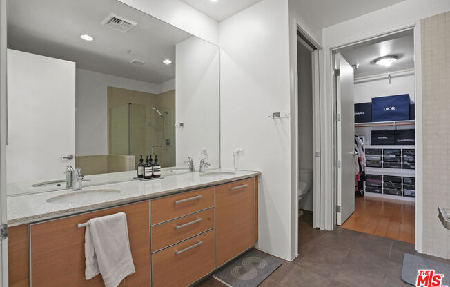 2 beds, 2 baths, 1,200 sqft, $3,800, Unit 1206
