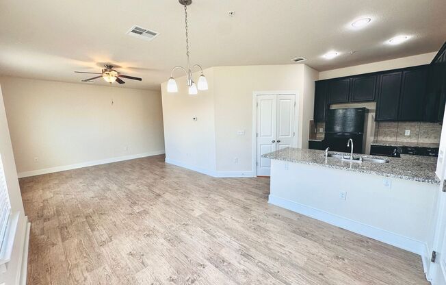 139 CREEKS - 2216