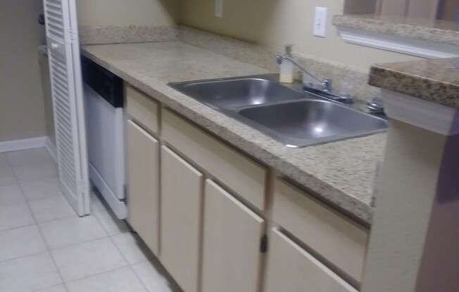 1 bed, 1 bath condo at Sunset Lake, a waterfront community on Turkey Lake!
