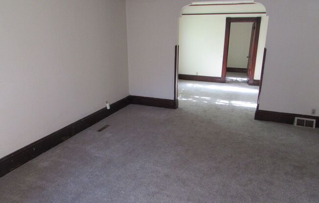 828-830 E. Johnson Street