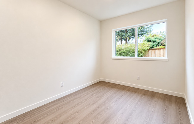 2 beds, 1 bath, 692 sqft, $1,725, Unit 205
