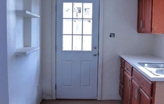 1 bed, 1 bath, $900